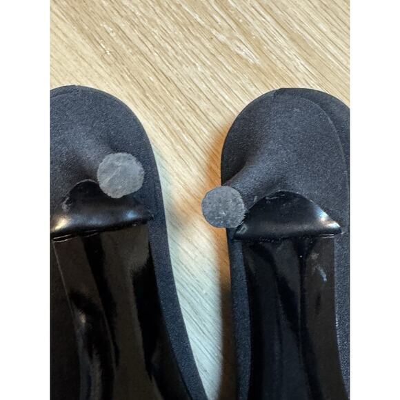 Stuart Weitzman Black Satin Bowover Bow Peep Toe Heel Sz. 6 M - Picture 9 of 12